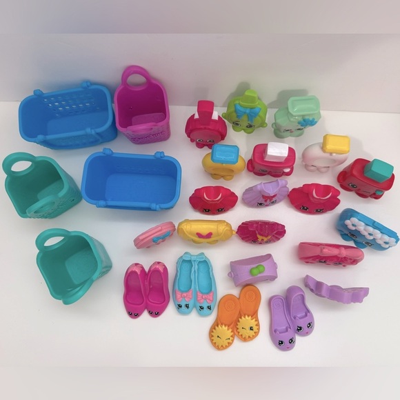 Lot of McDonald's Moose Shopkins Happy Meal Toys - Picture 5 of 5